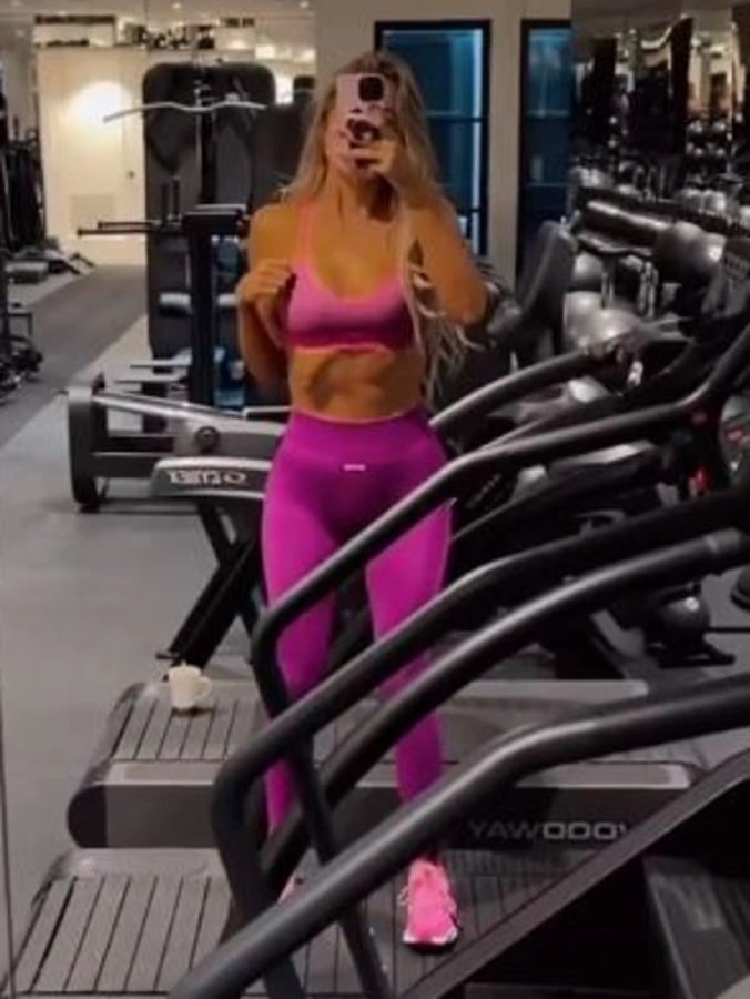 Khloe Kardashian Pre-Workout Video [Khloe Kardashian | Instagram]