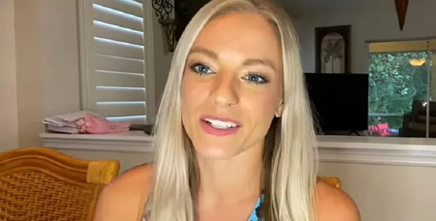 Mackenzie McKee Shares Tanning Tutorial [YouTube]