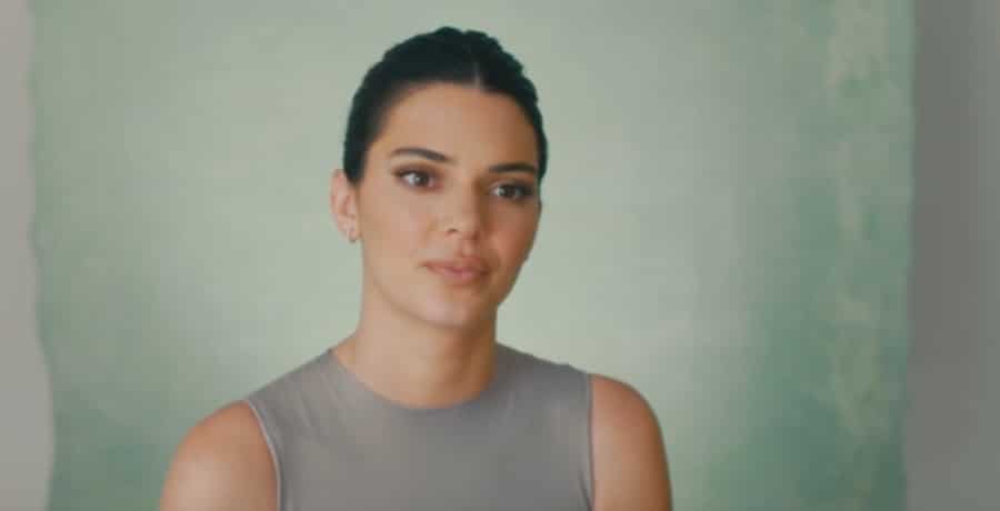 Why Does Kendall Jenner Have Hyperbaric Oxygen Chamber At Home? [Vogue | YouTube]