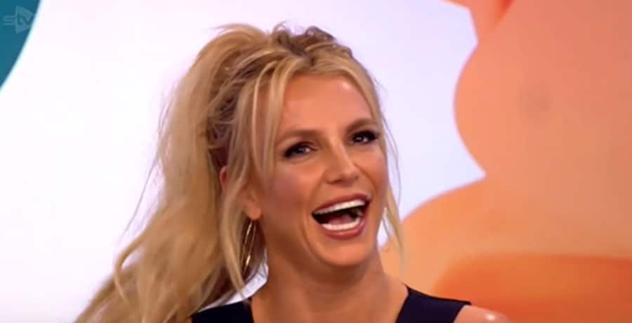 Britney Spears Goes Topless, Hides Goodies Behind Straw Hat [Loose Women | YouTube]