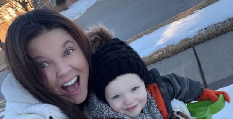 Duggar Cousin Amy King Gets Schooled On Car Seat Safety