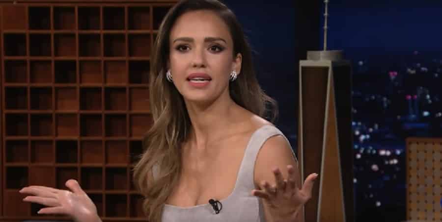 Jessica Alba Makes Working Out Look Like A Breeze [Tonight Show With Jimmy Fallon | YouTube]