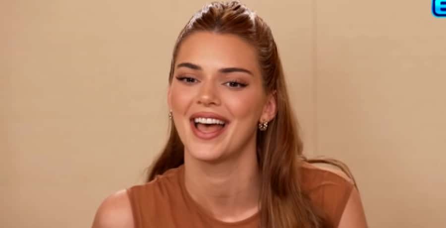 Kendall Jenner Wiggles & Shimmies During Instagram Striptease [Extra TV | YouTube]