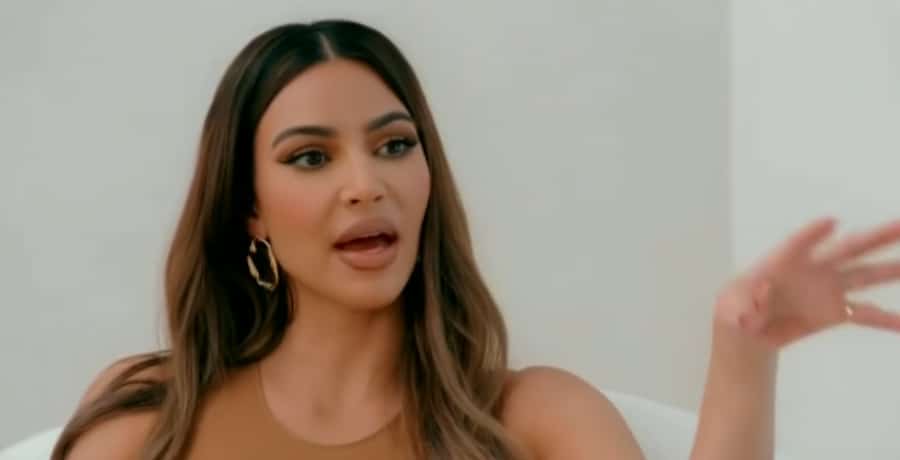 Kim Kardashian Disgust Fans, Wants U.S. Holiday Gone & Pushing Deals?
