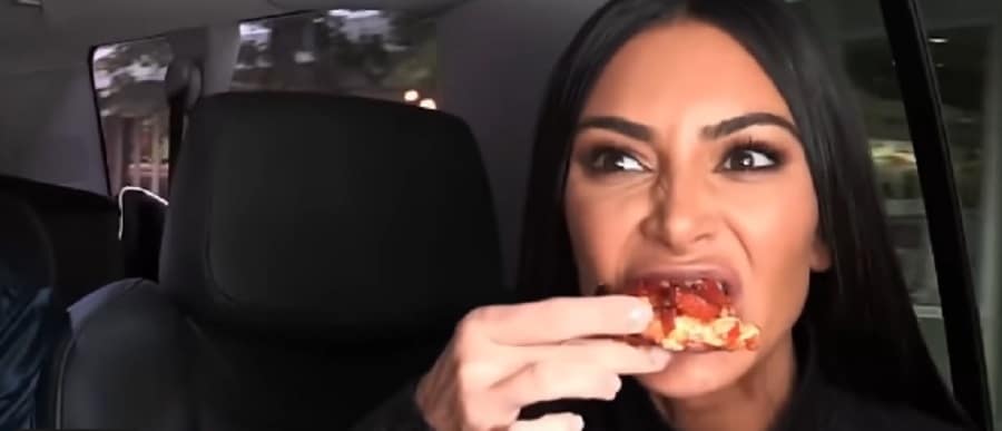 Kim Kardashian Pretends To Eat? [KUWTK | YouTube]