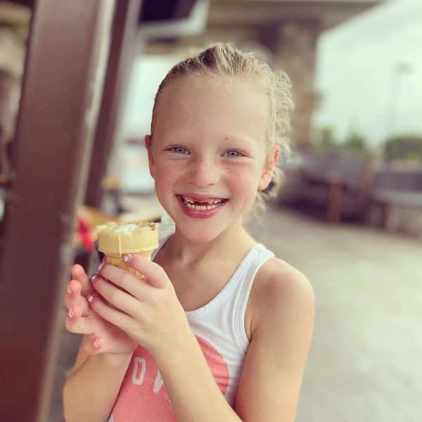 Danielle Busby Instagram (OutDaughtered)