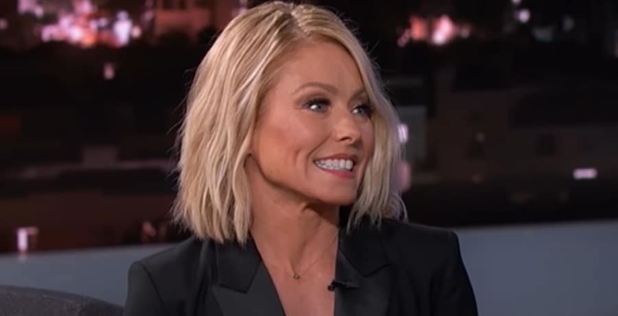 Live Kelly Ripa Says Hubby Rarely Grooms, Shares Shirtless Pic [Jimmy Kimmel Live | YouTube]