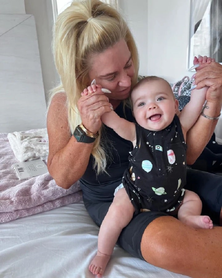 Theresa Caputo Holds Baby Michelina [Theresa Caputo | Instagram]