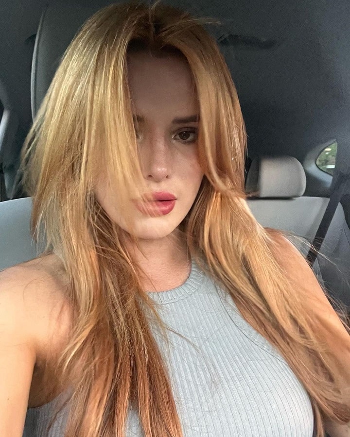 Bella Thorne Car Selfie [Bella Thorne | Instagram]