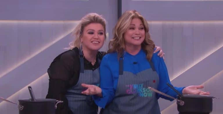 Kelly Clarkson & Valerie Bertinelli Open Up About Self-Love