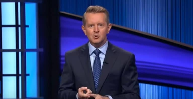 Ken Jennings Well-Received By First Live Audience In Two Years