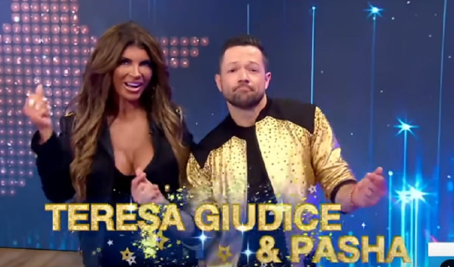 Teresa Giudice & Pasha [GMA | YouTube]