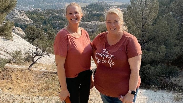 Janelle & Christine Brown Hit The Road On A Fun Adventure