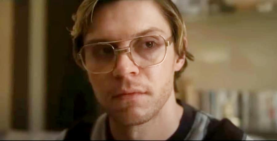 Monster: The Jeffrey Dahmer Story Netflix YouTube