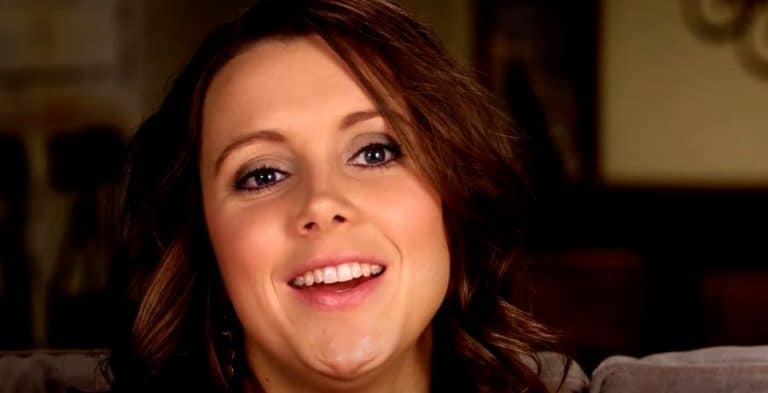 What Is Going On With Anna Duggar’s Social Media Activity?