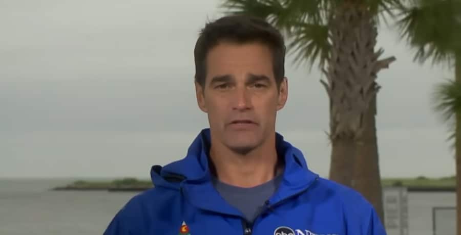 Rob Marciano Reports On Hurricane Ian [GMA | YouTube]