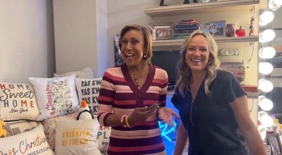 Robin Roberts With Amber Laign [Robin Roberts | Twitter]