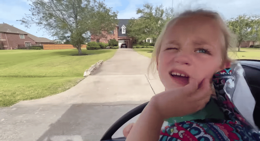 OutDaughtered - Busby - YouTube