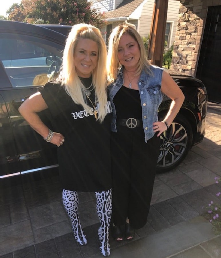 Theresa Caputo & Cousin Go To Blondie Concert [Theresa Caputo | Instagram]