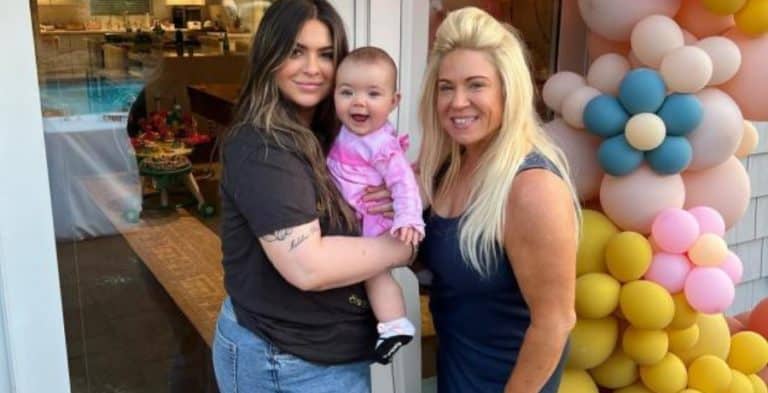 Fans Praise Victoria & Theresa Caputo For Natural Beauty