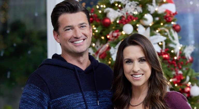 Photo: Wes Brown, Lacey Chabert Credit: ©2022 Hallmark Media/Photographer: Fred Hayes