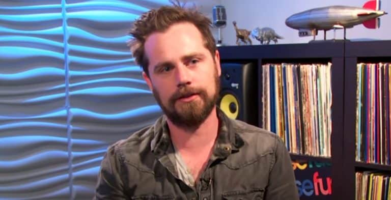 Rider Strong Rips Prom Episode Of ‘Boy Meets World’