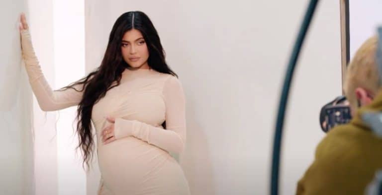 Kylie Jenner Reveals Color Of Son’s Eyes