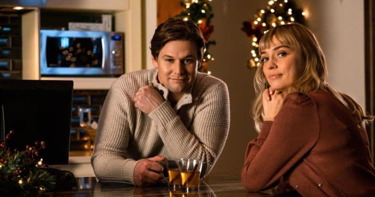 Rivals Turn Into Romance in Lifetime’s ‘Serving Up The Holidays’