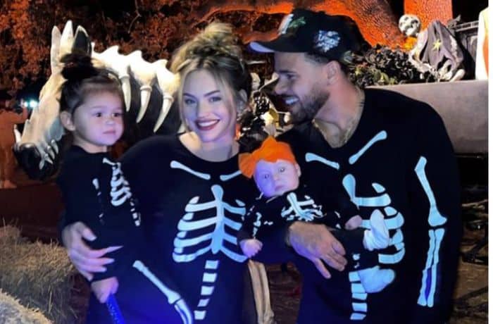 Taylor Selfridge, Cory Wharton, and their girls on Halloween - Instagram/Taylor Selfridge