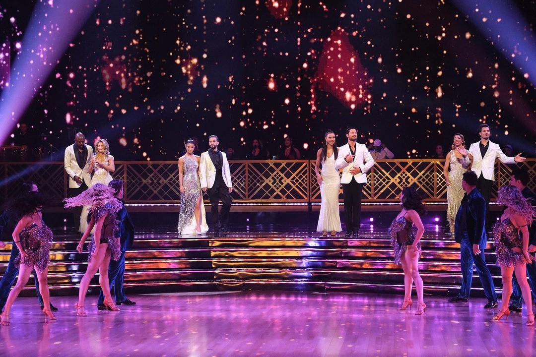 'DWTS' Finale And The Mirrorball Trophy Goes To...