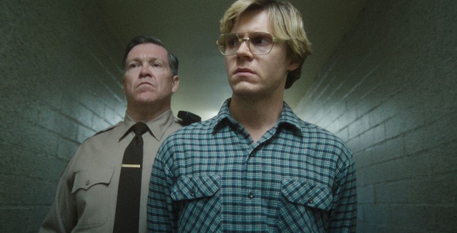 Monster: The Jeffrey Dahmer Story Netflix YouTube