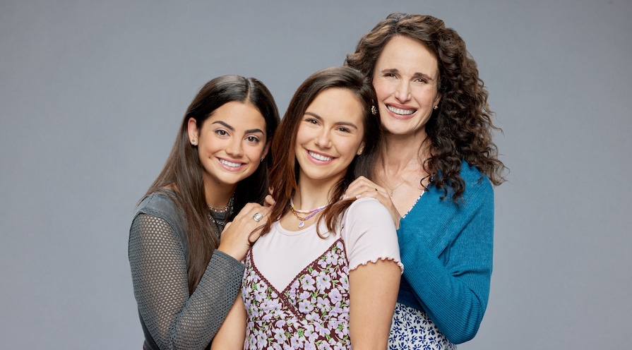 Photo: Sadie Laflamme-Snow, Alex Hook, Andie MacDowell Credit: ©2022 Hallmark Media/Photographer: Michael Larsen