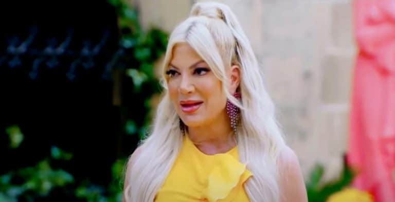 Tori Spelling Has ‘Beverly Hills, 90210’ Support During Divorce