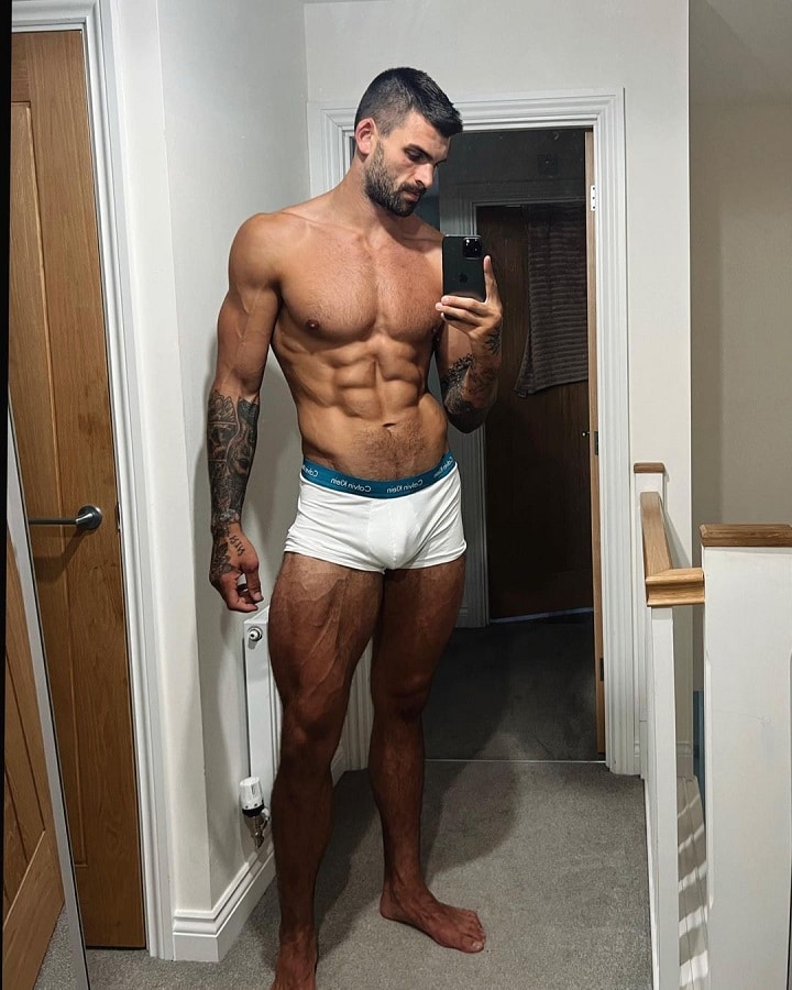 Adam Collard Shows Off His Rock-Hard Body [Adam Collard | Instagram]