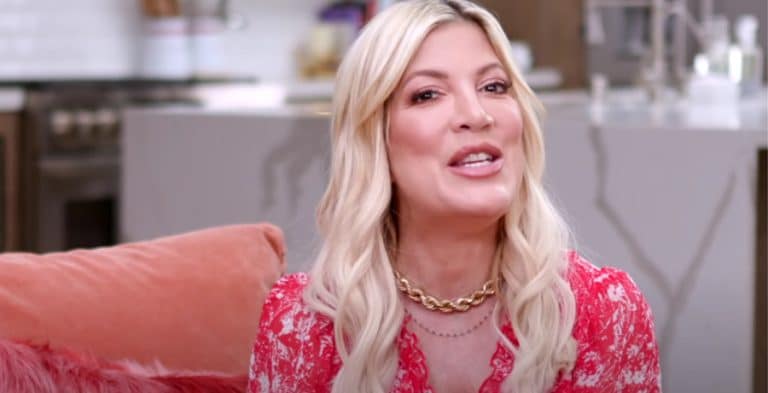Tori Spelling’s Shocking Holiday Photo Stirs Many Questions