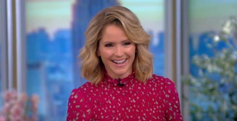 ‘The View’ Sara Haines Spotted Without Wedding Ring