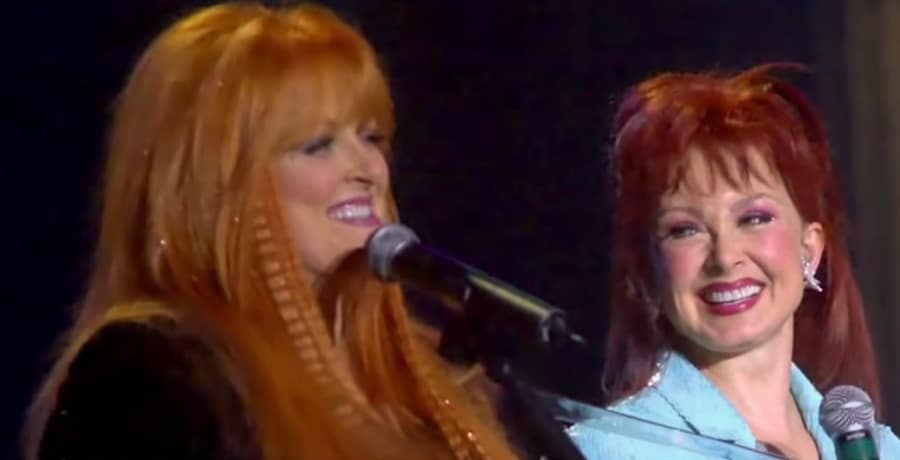 Wynonna Judd with Naomi / YouTube