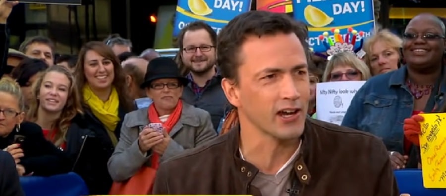 Andrew Shue [Source: YouTube]