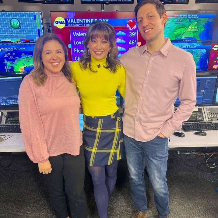 Ginger Zee Wears Bright Yellow Outfit [Source: Ginger Zee | Instagram]
