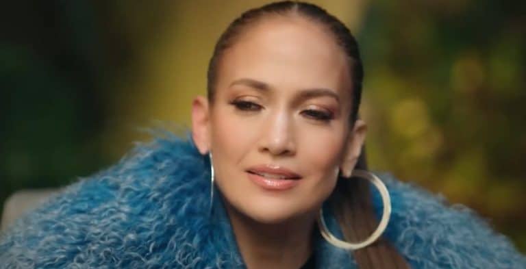 Jennifer Lopez Stuns In Blue Lace Lingerie