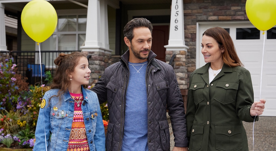 Photo: Erica Tremblay, Michael Rady, Erica Durance Credit: ©2023 Hallmark Media/Photographer: Allister Foster