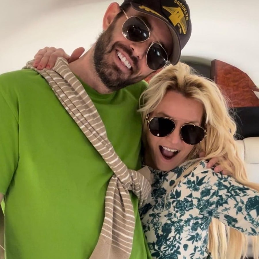 Cade Huson & Britney Spears On Private Jet [Source: Britney Spears - Instagram]