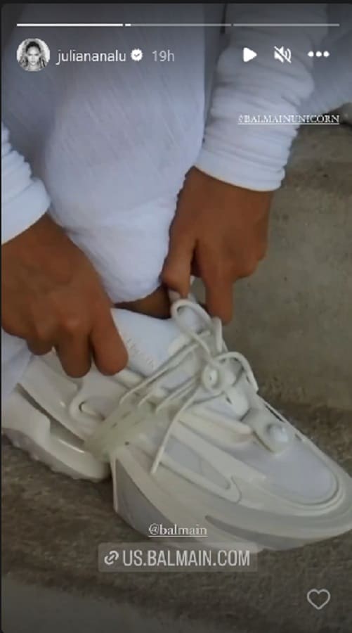 Juliana Nalu Demonstrates Balmain Unicorn Shoes [Source: Juliana Nalu - Instagram Stories]