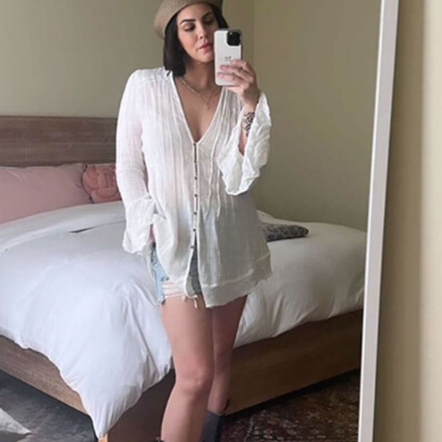 Katie Maloney Mirror Selfie [Source: Katie Maloney - Instagram]