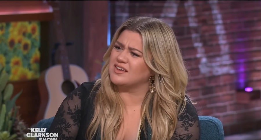 Kelly Clarkson [Source: YouTube]