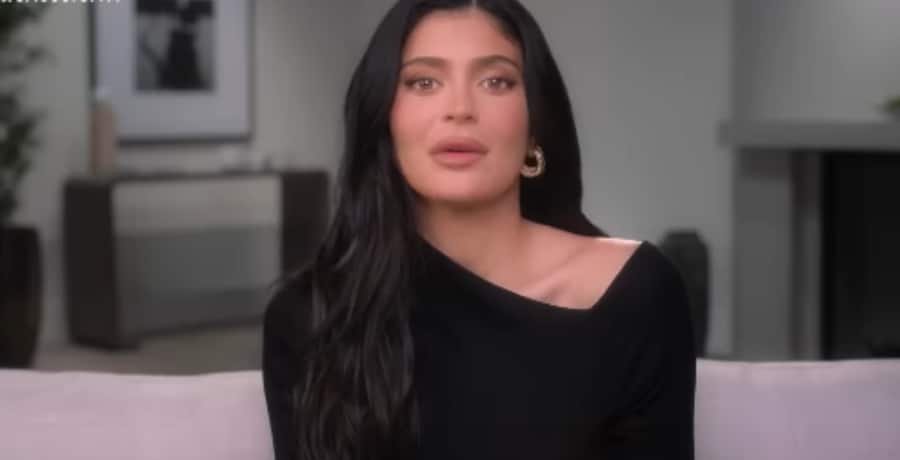 Kylie Jenner Wears Exaggerated Black Dress [Source: YouTube]