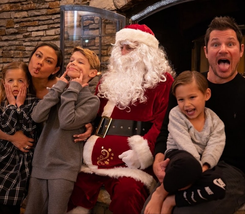 Nick Lachey, Vanessa Lachey, their three kids, and Santa Claus from Instagram, Love Is Blind, Netflix