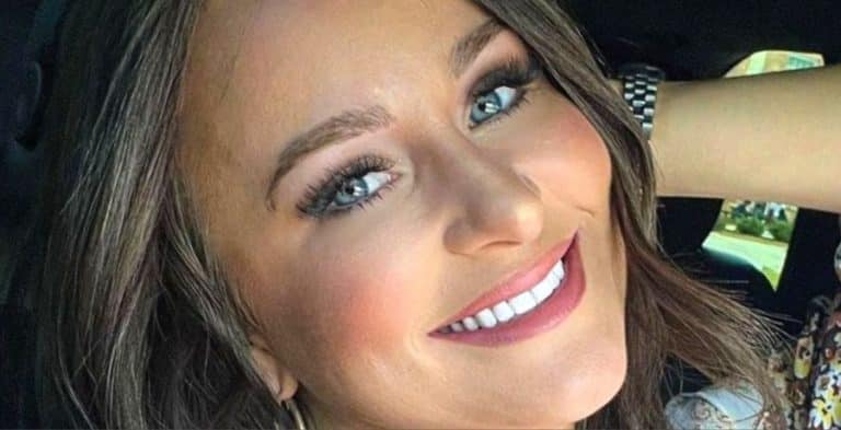 Leah Messer Smiles Wide [Source: Leah Messer - Instagram]