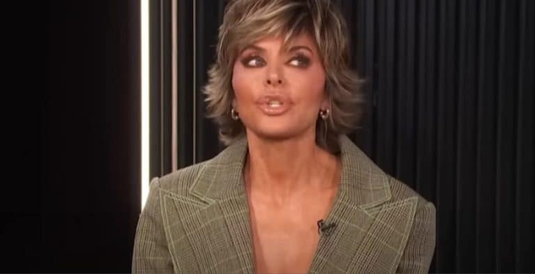 Lisa Rinna Gets Weird In Canary Yellow