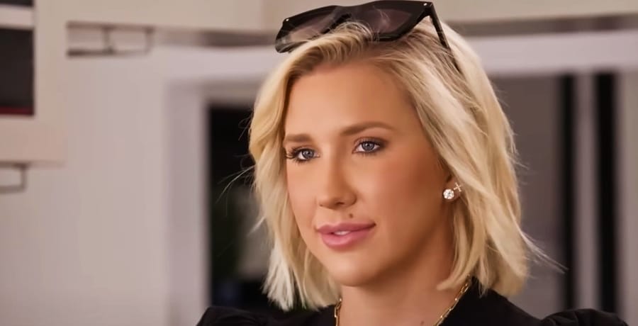 Savannah Chrisley - Youtube